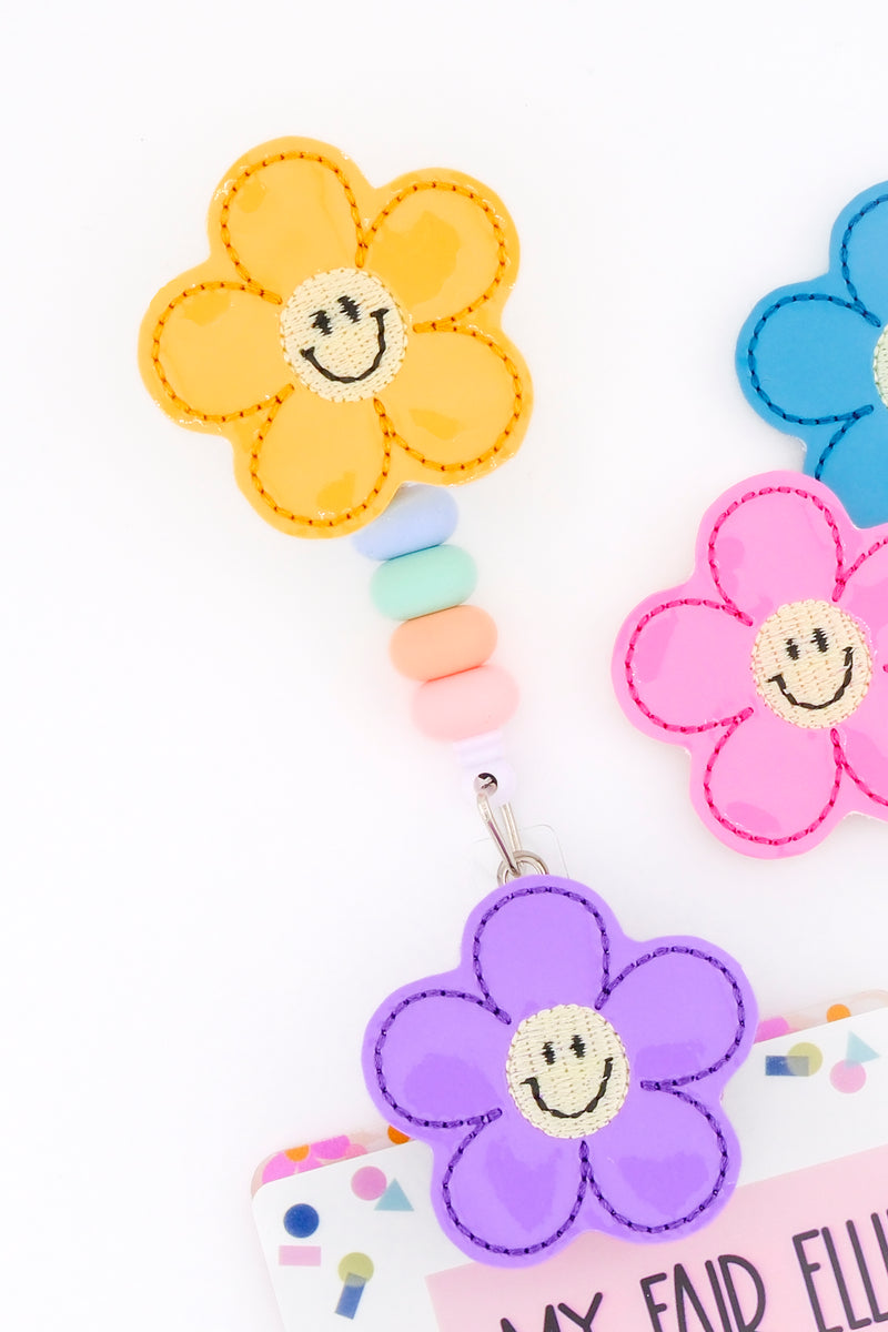 Colorful Smile Daisy Flower // Badge Buddy