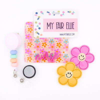 Colorful Smile Daisy Flower // Badge Buddy