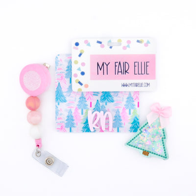 Mint Shaker Tree with Pink Bow // Christmas