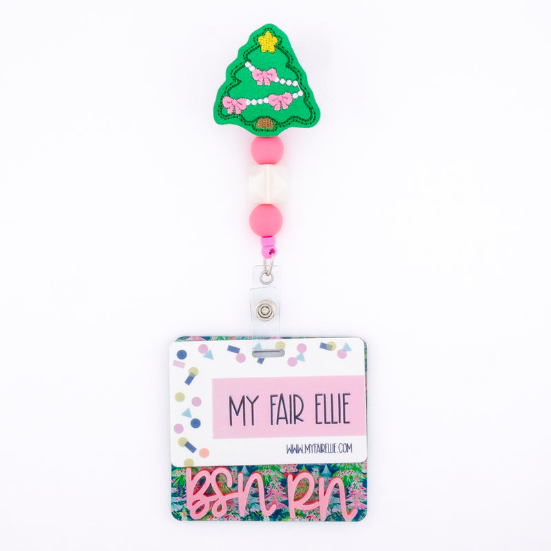 Christmas Tree with Pink Bows // Christmas