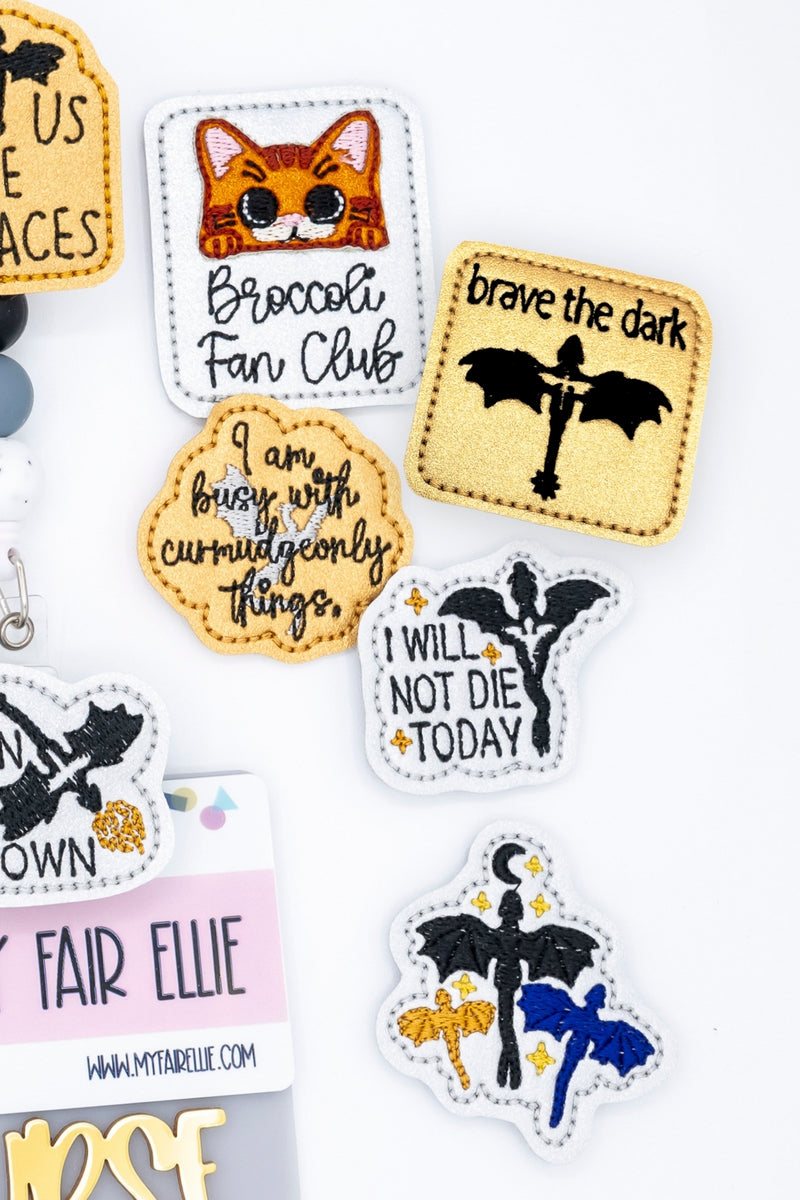 POP UP // Dragon Wing 2 // Badge Buddy