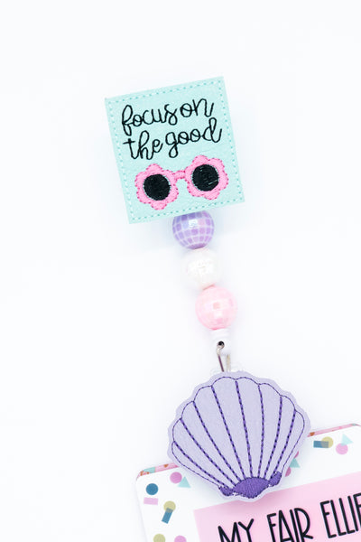 Focus on the Good // Seashell // Badge Buddy