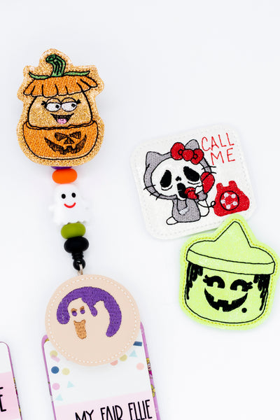 Nostalgic Halloween // 90s 00s Throwback // Halloween // Spooky Season