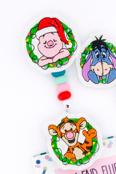 Yellow Bear & Friends in Wreath // Christmas