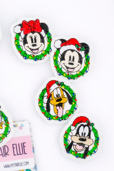 Magical Boy Mouse & Friends in Wreath // Christmas